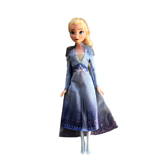 Hasbro Disney Frozen 2 Fashion Doll Elsa - 2