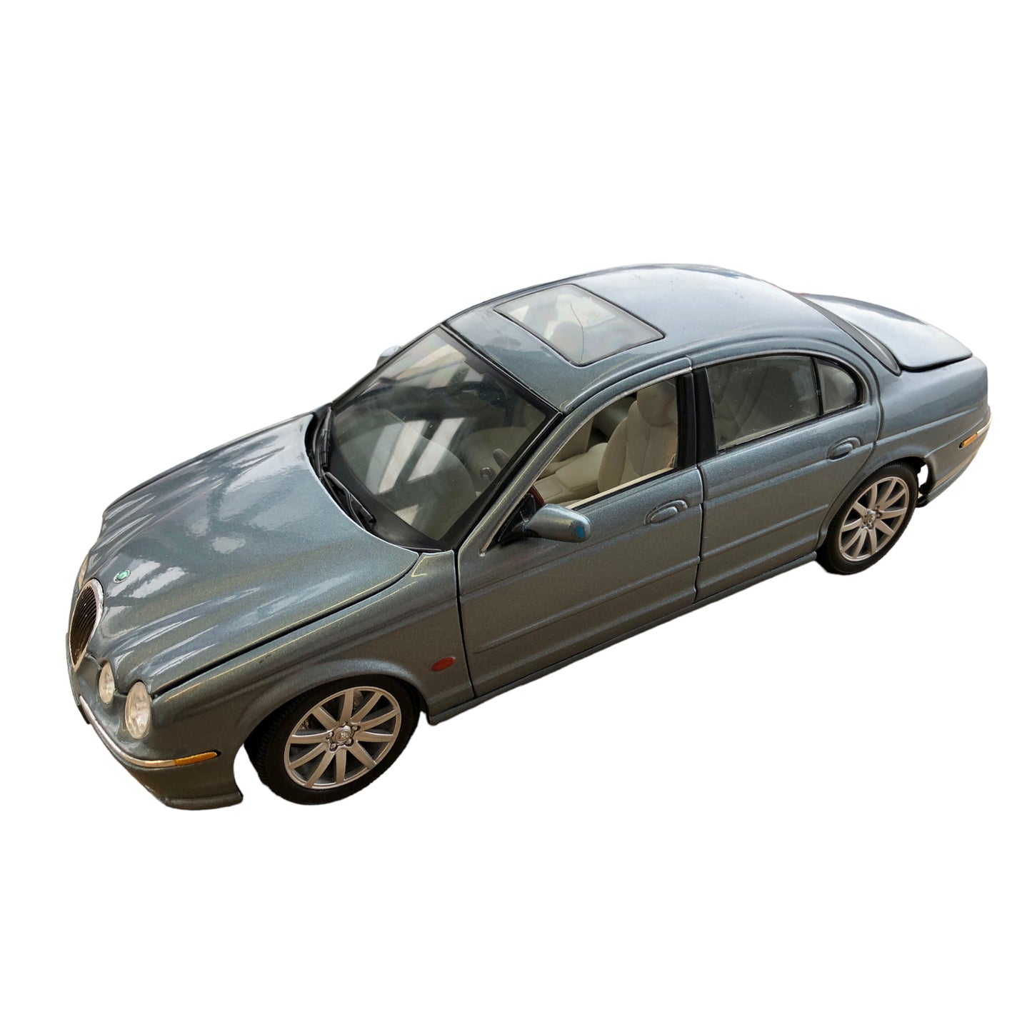Jaguar S-TYPE, Met Blue Maisto 1/18 Scale Model Car