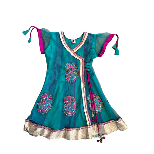 Indisches grünes Mädchenkleid (5 Jahre alt)