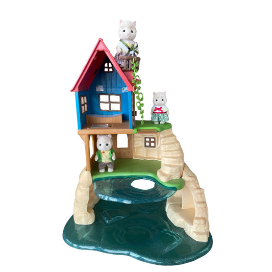 Sylvanian Families Secret Island Playhouse