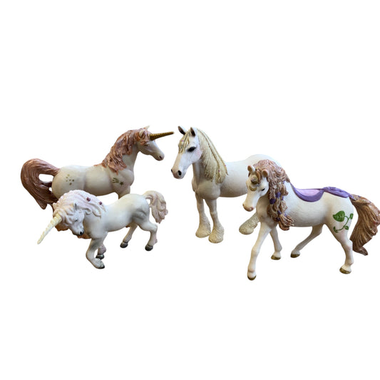 Einhörner und Pferdeset - Schleich und andere Marken