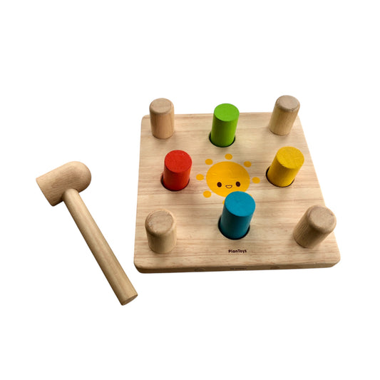 PlanToys - Hammering educational game